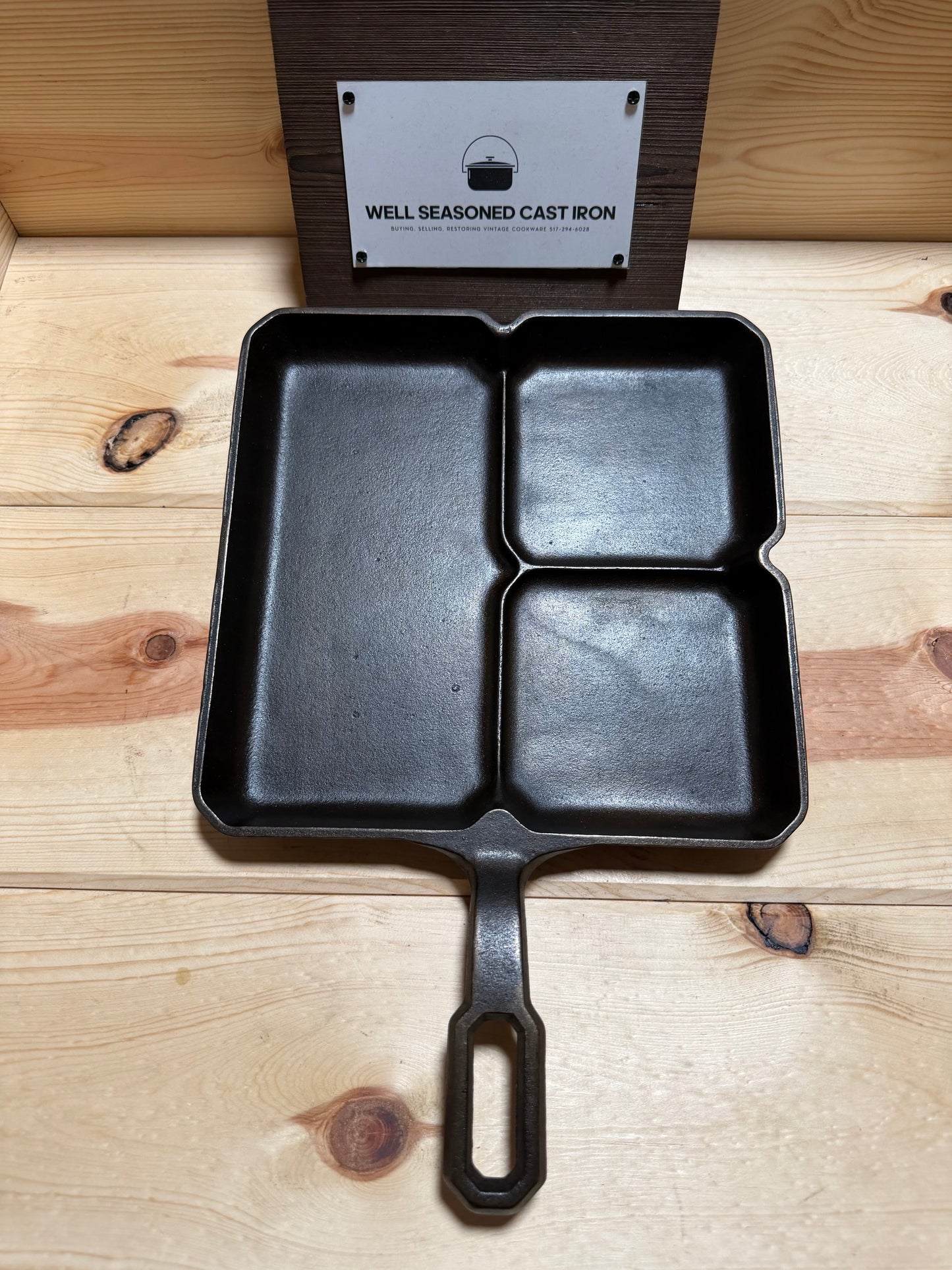 Griswold Colonial Breakfast Skillet - Large Block Logo