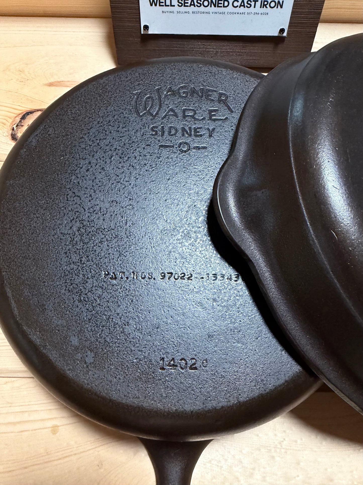 Wagner Ware Sidney -O- #1402 Hinged Chicken Fryer/ Double Skillet