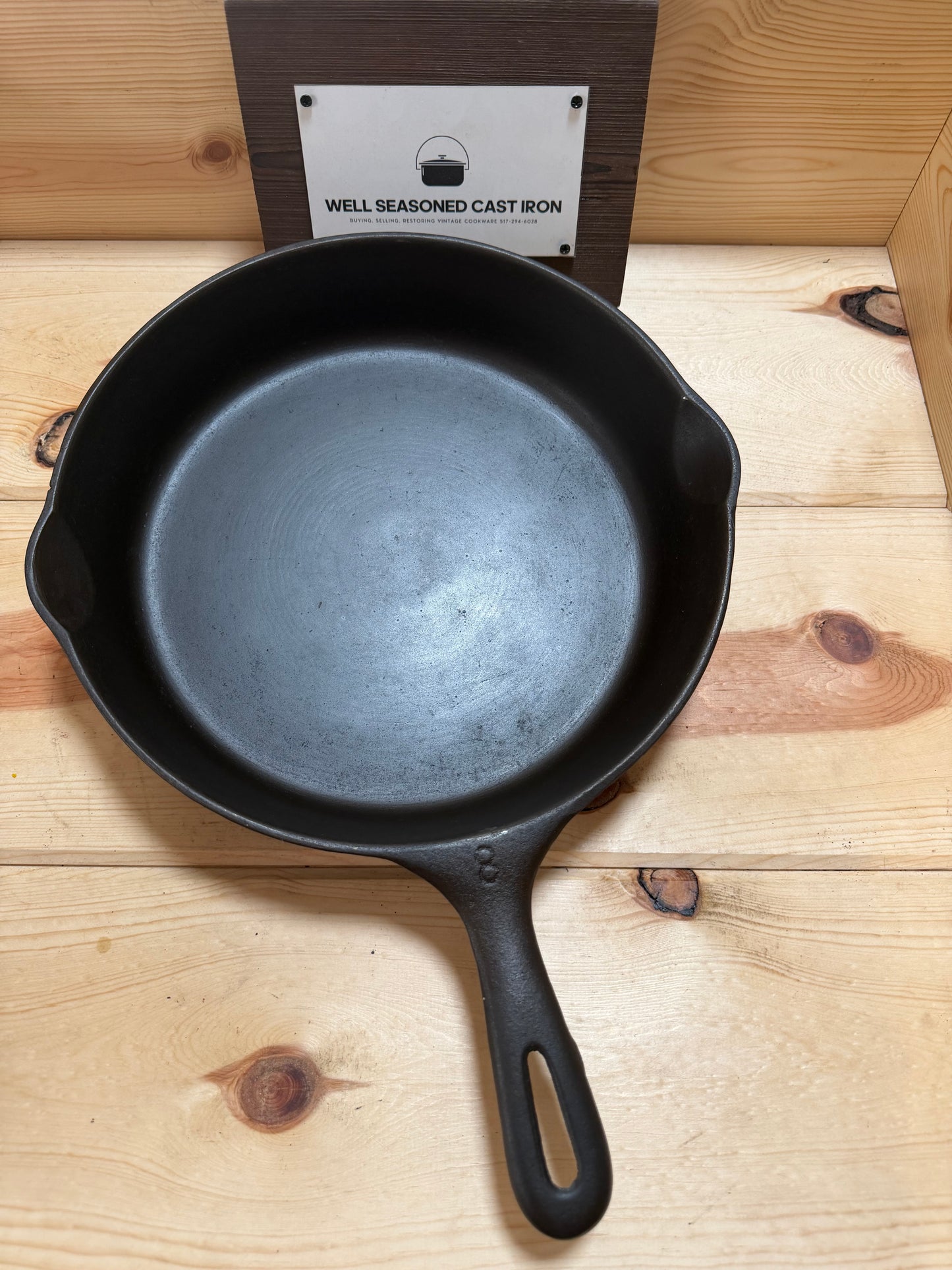 Wagner - Unmarked #8 Skillet