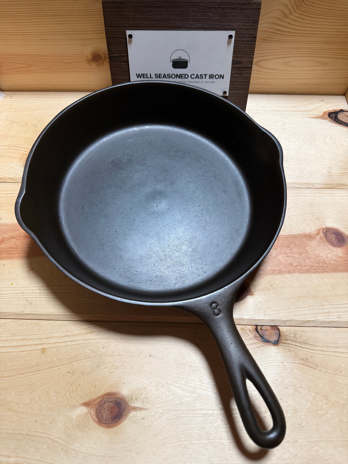 Wagner- Unmarked #8 with Heat Ring