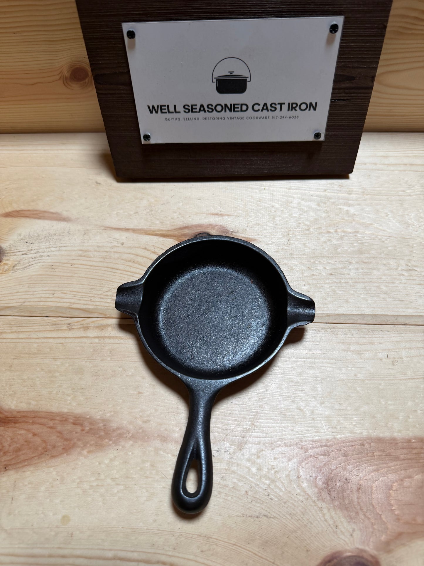 Wagner- Ashtray/Spoon rest