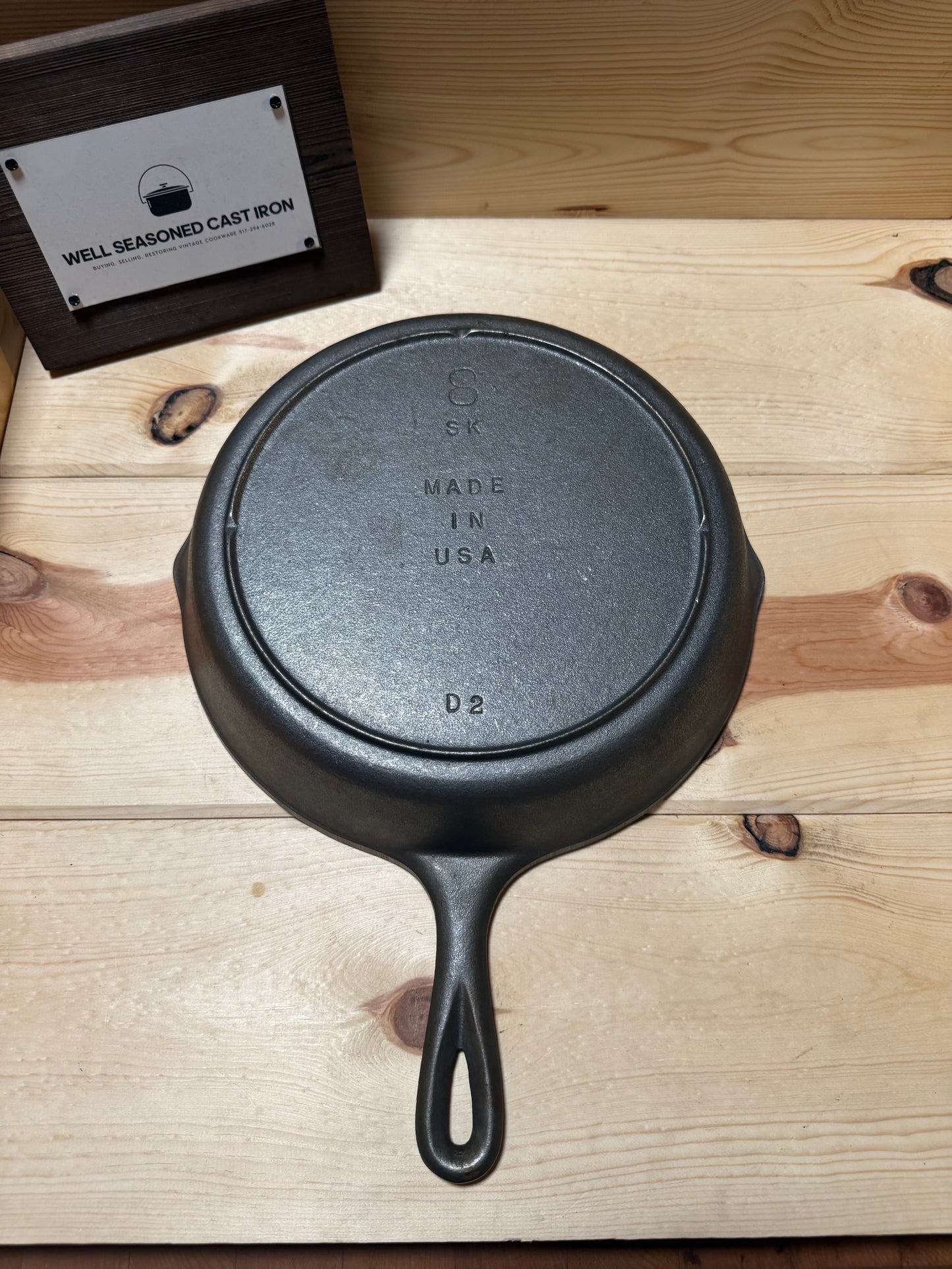 NOS! Lodge 3 Notch SK #8 Skillet