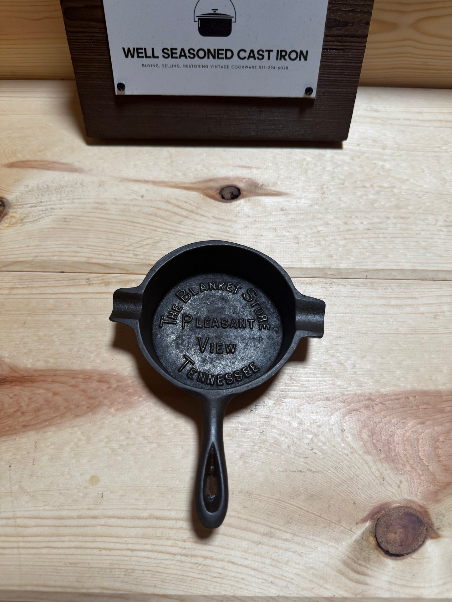 The Blanket Store - Spoon rest/ Ashtray