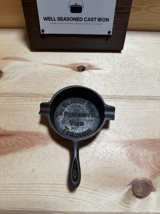 The Blanket Store - Spoon rest/ Ashtray