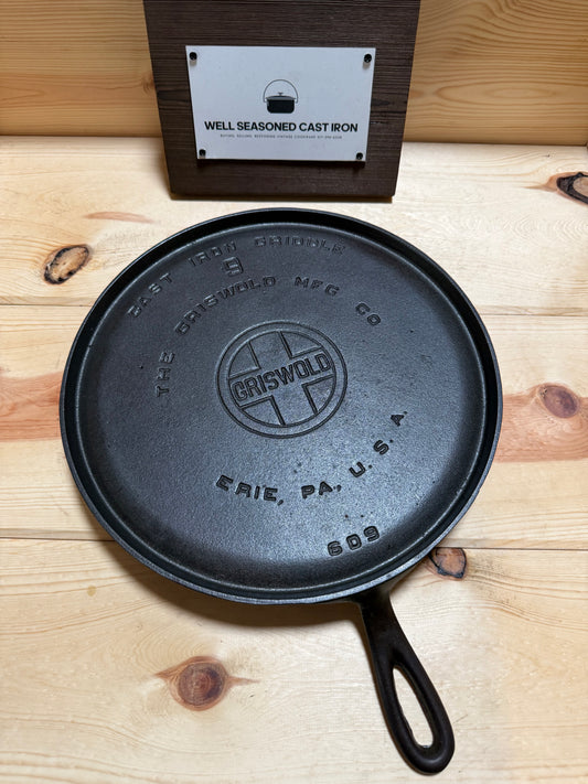 Griswold #9 Round Hand Griddle - Large Block Logo