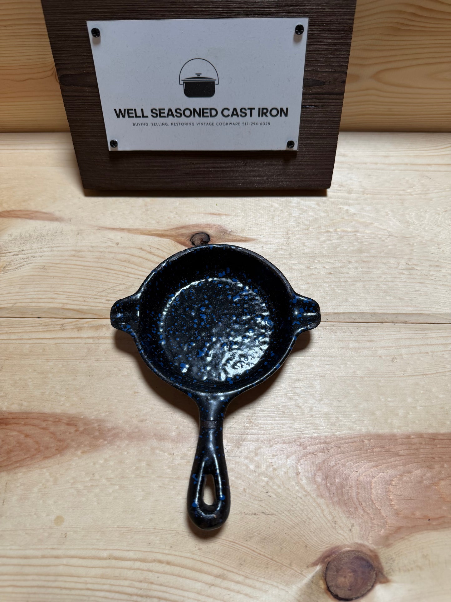 Wagner Ware Ashtray/Spoon rest - Enameled " Blue Speck"