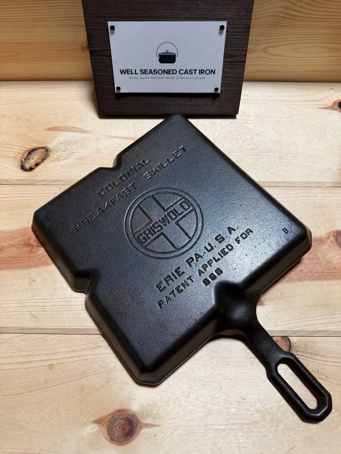 Griswold Colonial Breakfast Skillet - Large Block Logo