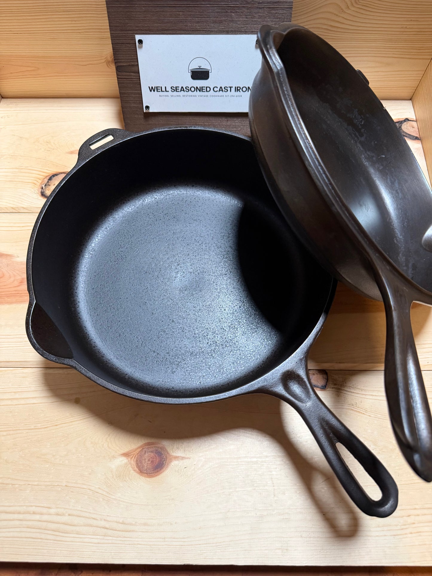 Wagner Ware Sidney -O- #1402 Hinged Chicken Fryer/ Double Skillet