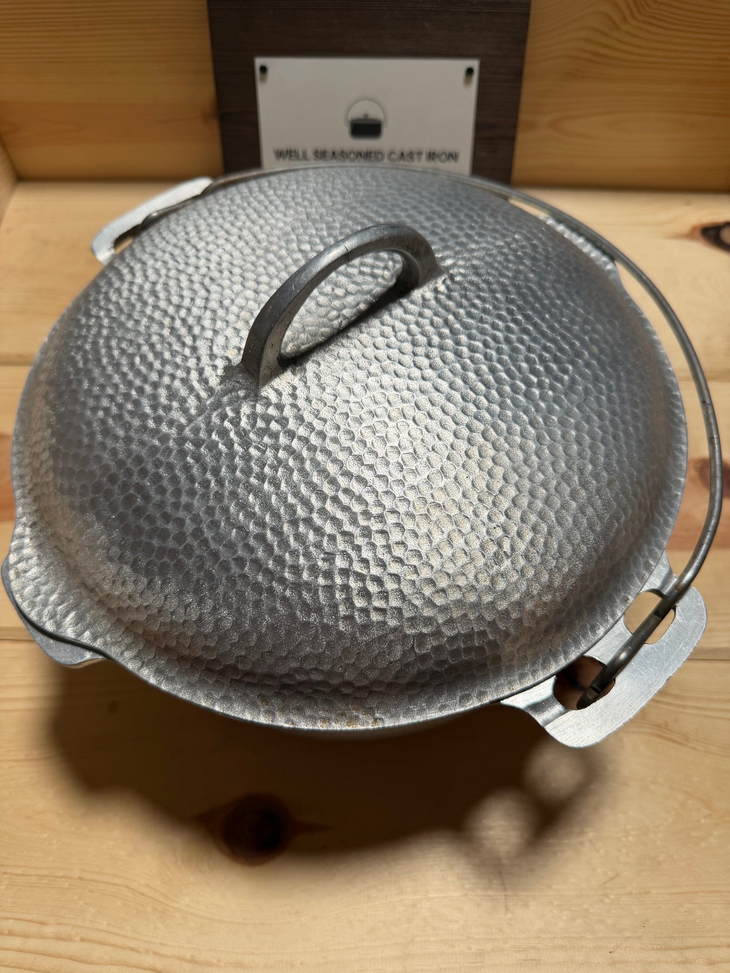Griswold Hammered Aluminum Dutch Oven
