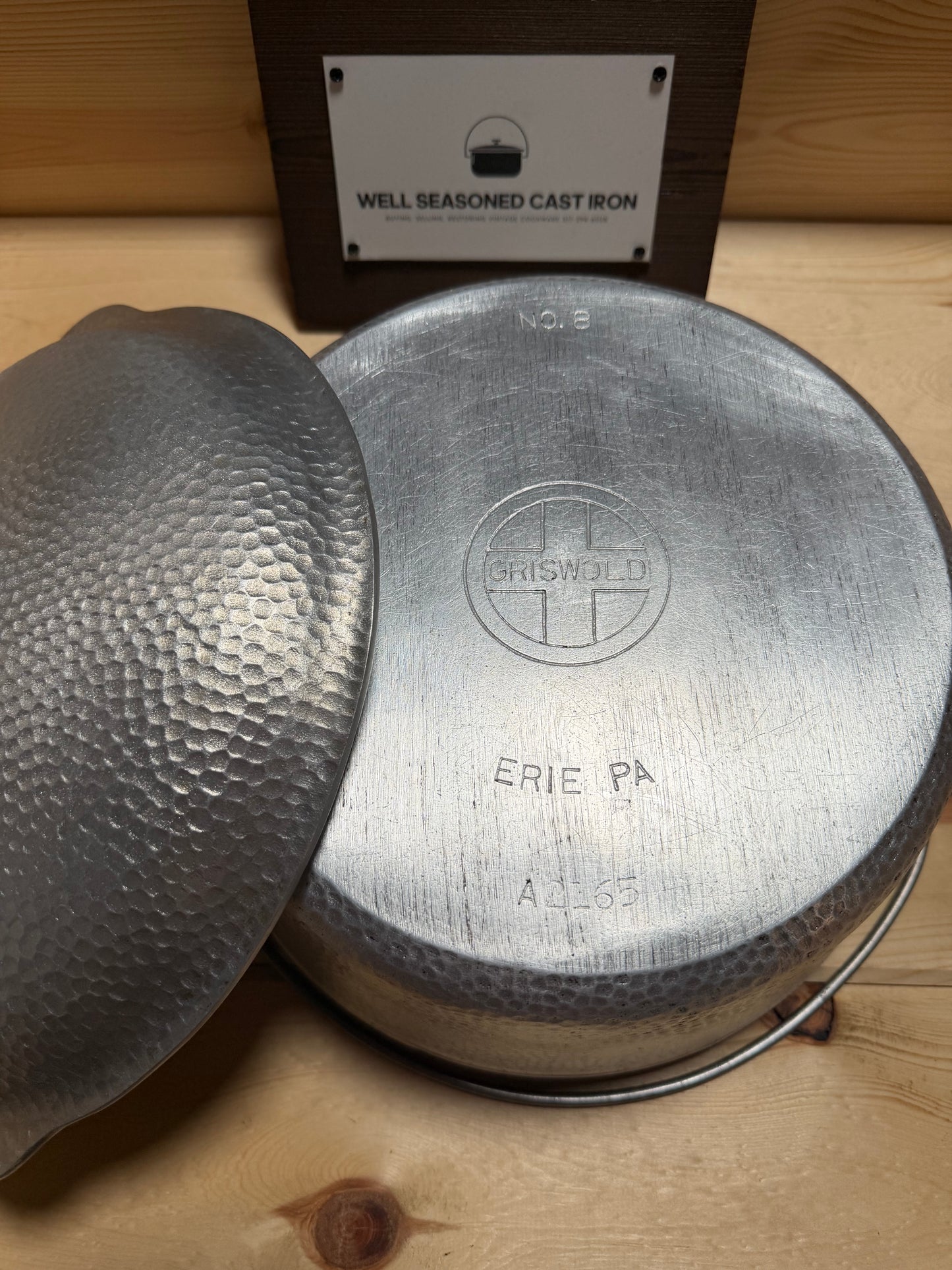 Griswold Hammered Aluminum Dutch Oven