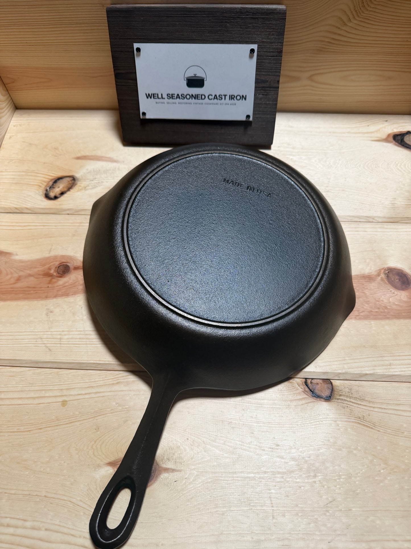 Wagner- Unmarked 9in Chef Skillet