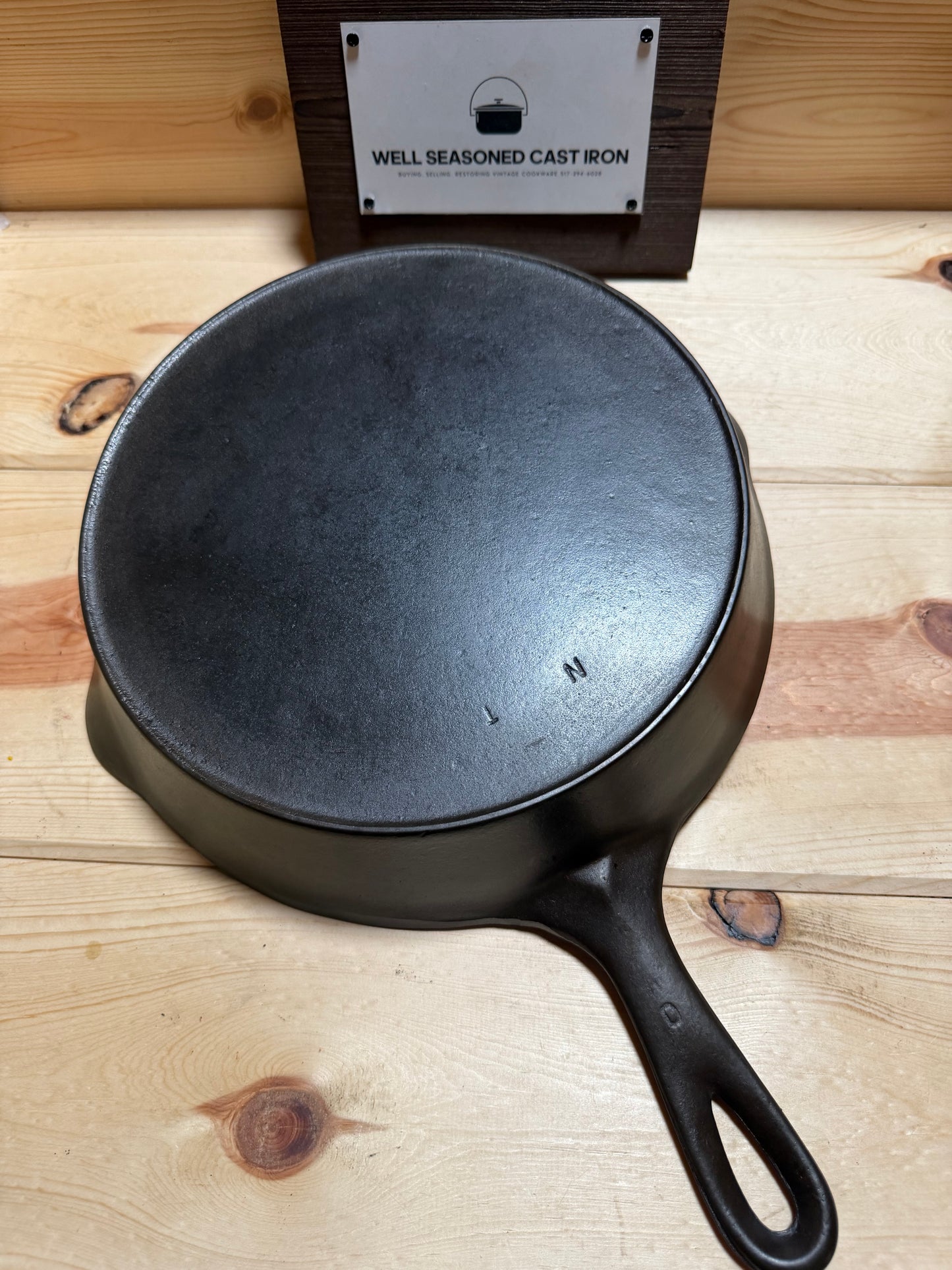 Wagner- Unmarked #8 with Heat Ring