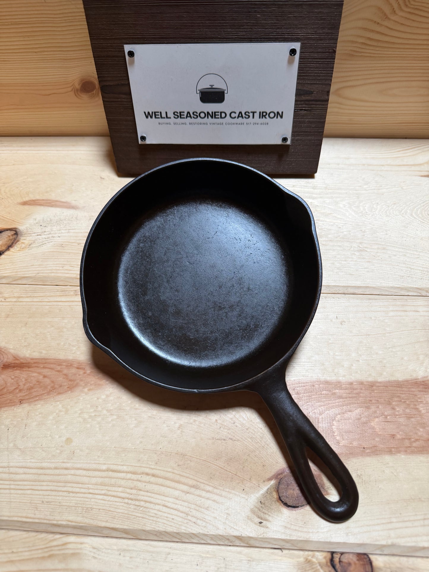 Vintage Lodge- Single notch #3 with raised makers mark