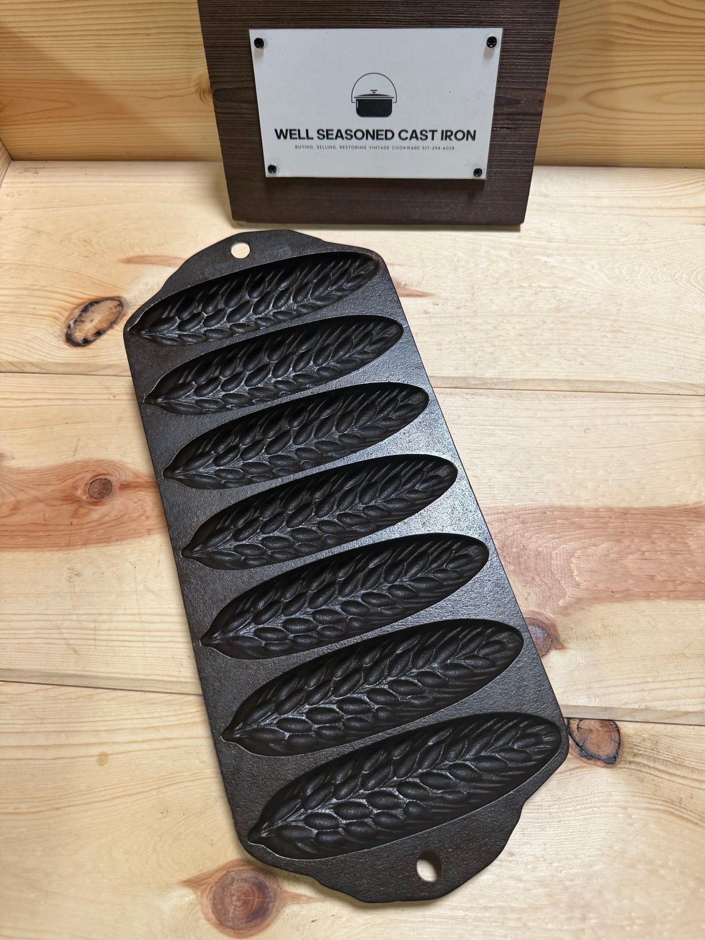 Griswold- Unmarked Cornbread Stick Pan " Wheat" pattern
