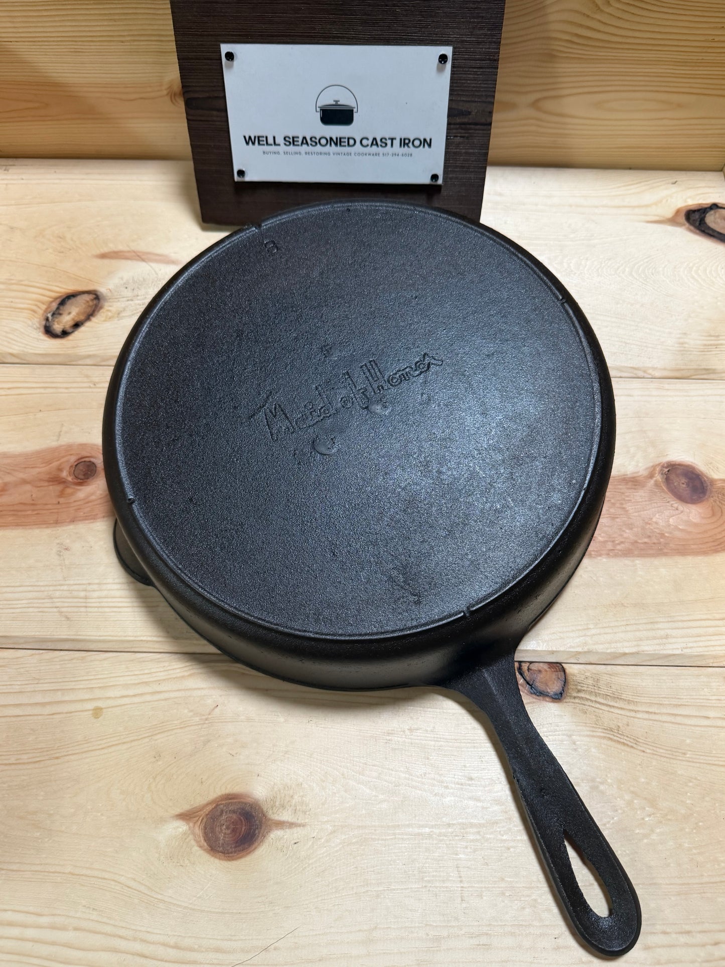 HTF Maid of Honor #8; 4 notch skillet