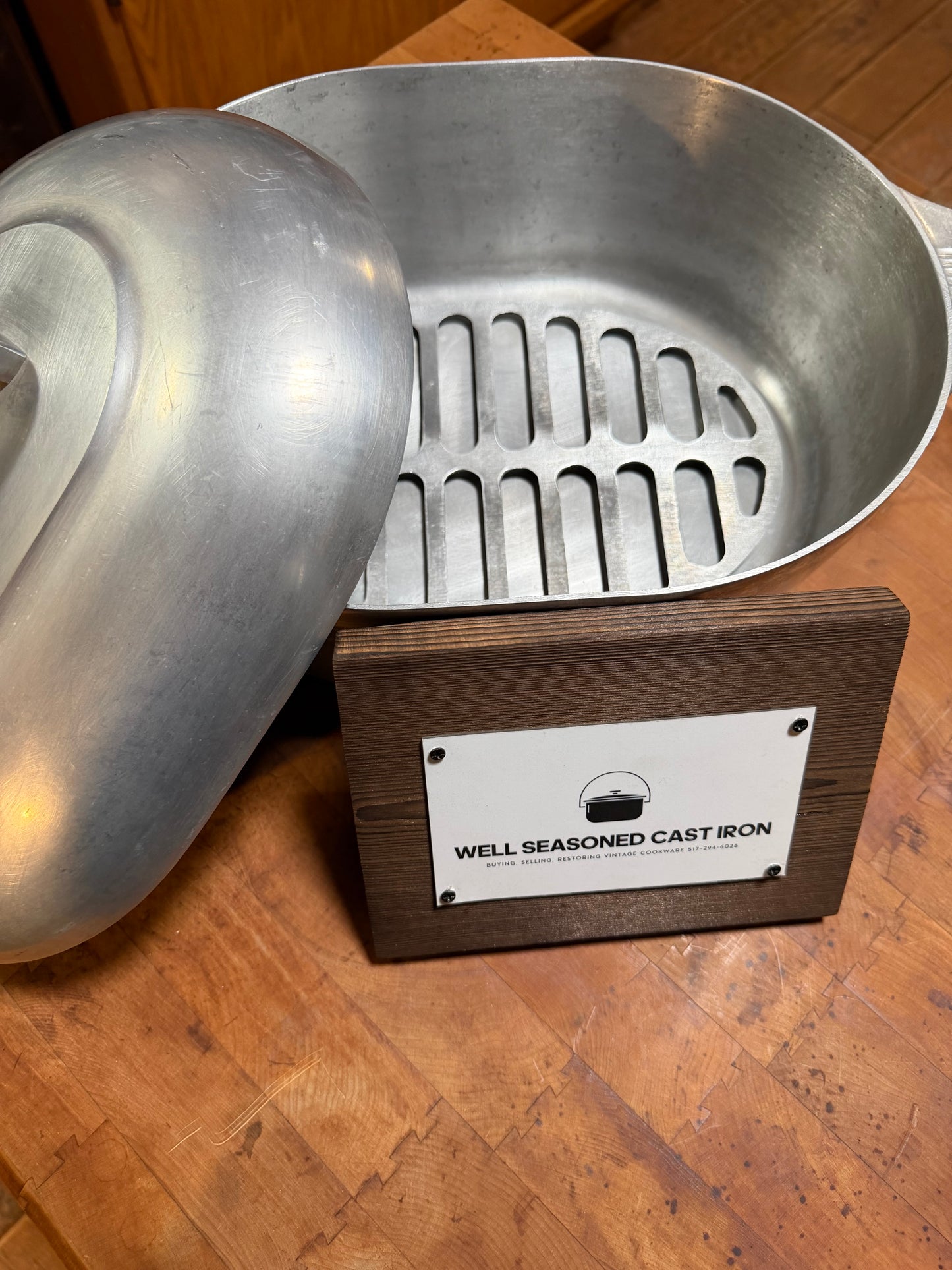 Magnalite Roaster - 4265P w/ trivet