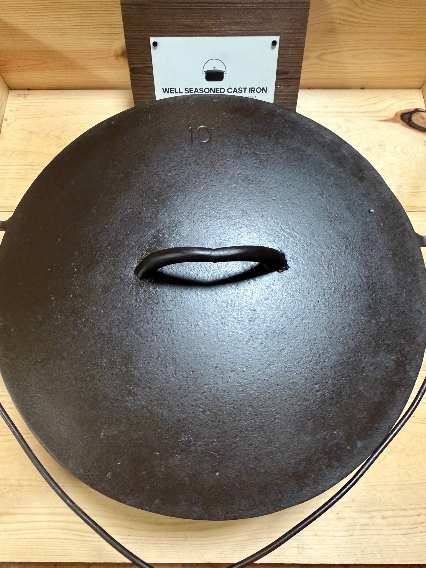 Wagner Sidney O Flat Bottom # 10 Dutch Oven