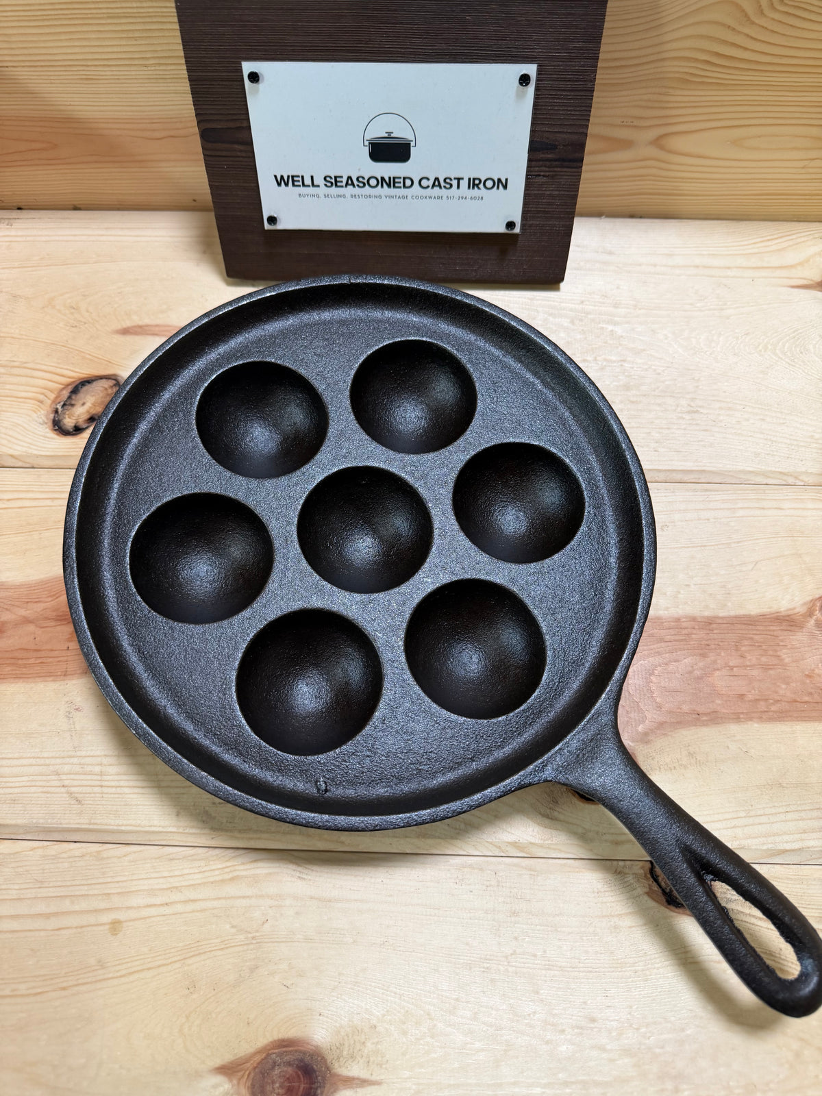 Vintage Lodge Danish Aebleskiver/ Egg Poacher