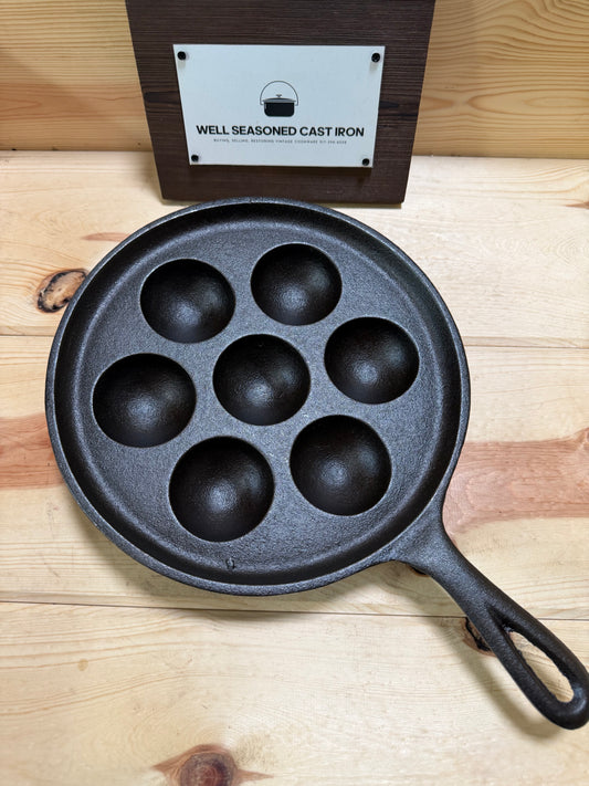 Vintage Lodge Danish Aebleskiver/ Egg Poacher