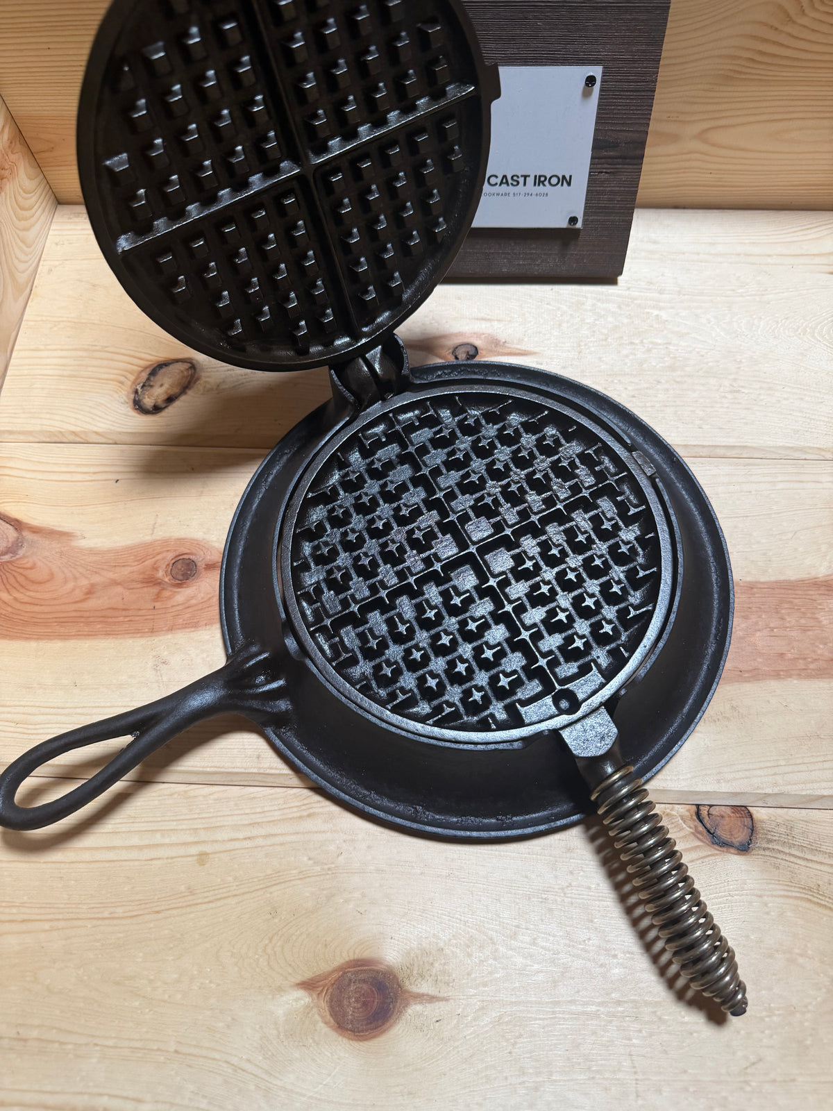 Stover #7 Waffle Iron - low base