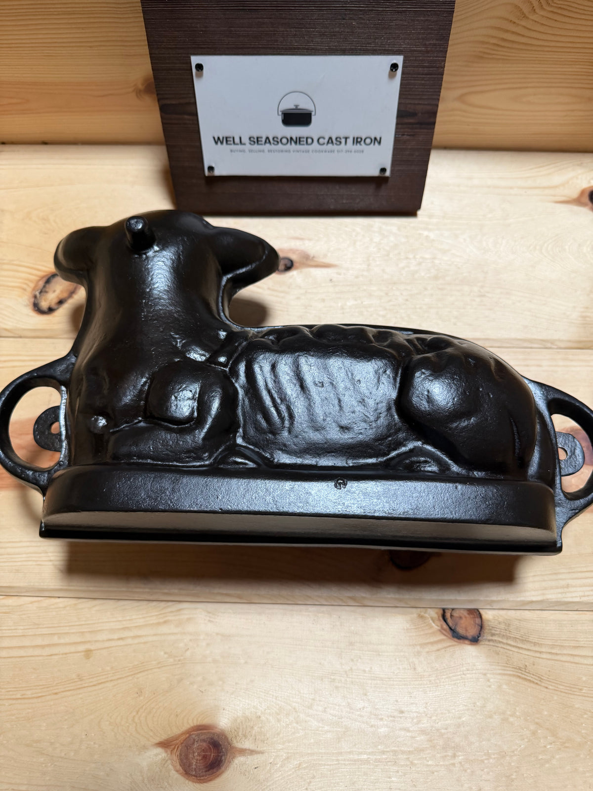 Lamb cake mold