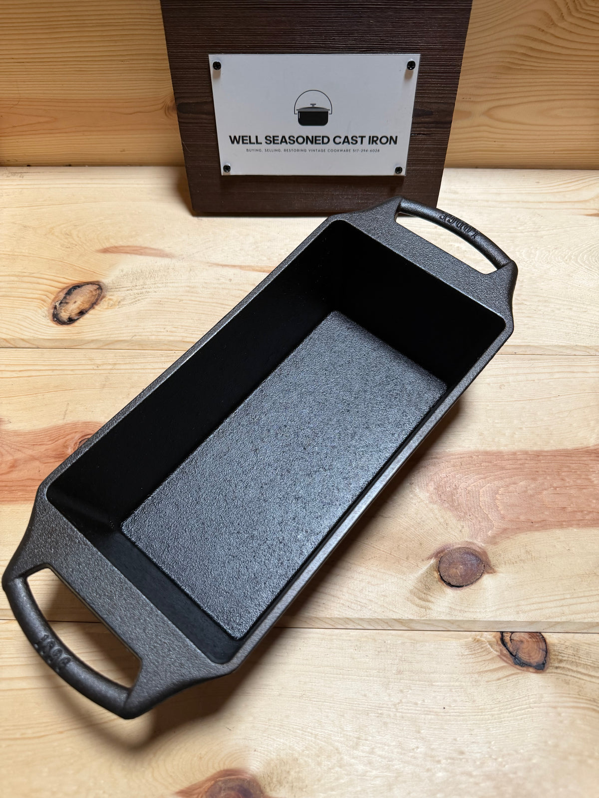 Lodge loaf pan