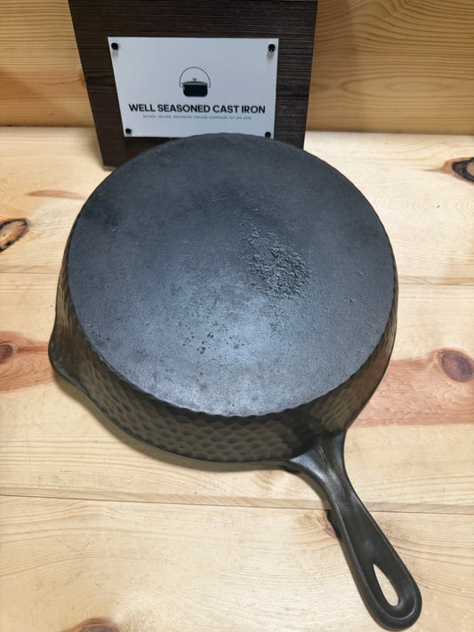 Unmarked Wagner HAMMERED no.8